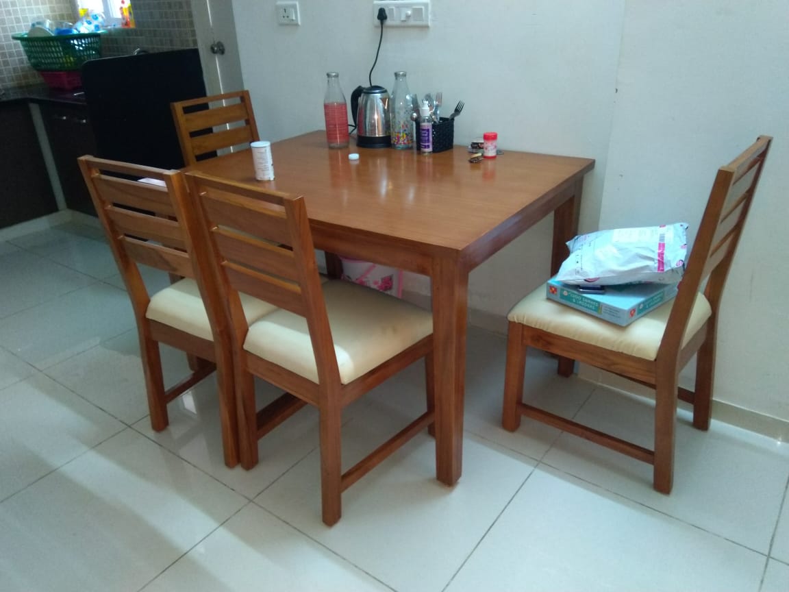 4 Seater Dining Table