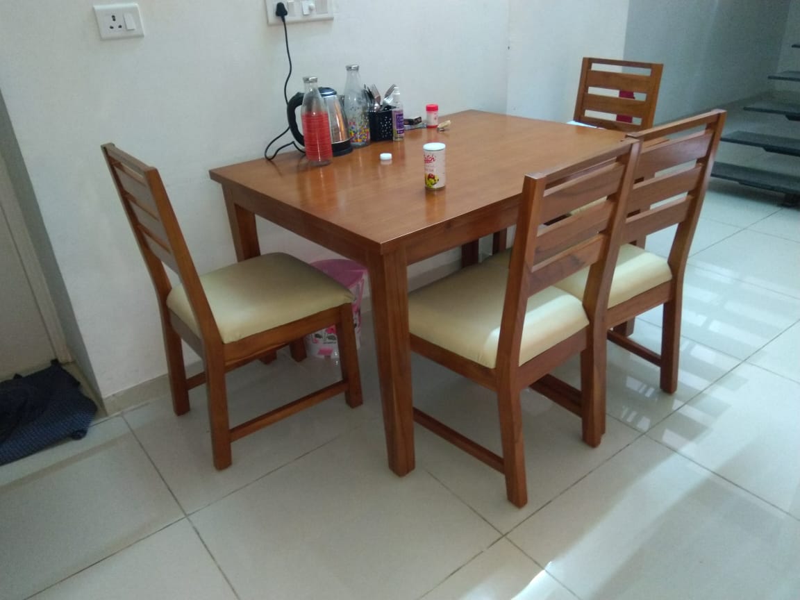 4 Seater Dining Table